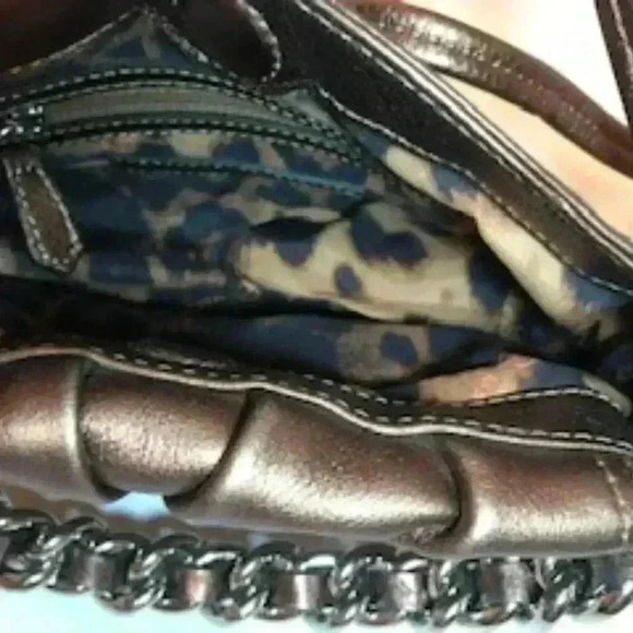 B Makowsky‎ Metallic Bronze Leather Chunky Chain Shoulder Hand Bag Purse - Picture 6 of 10
